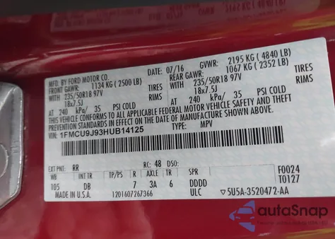 2017 Ford Escape Titanium z USA, uszkodzony, nr VIN 1FMCU9J93HUB14125